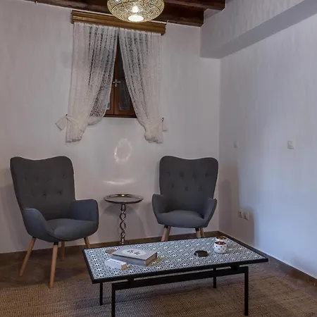 Casa Aestas Lachania